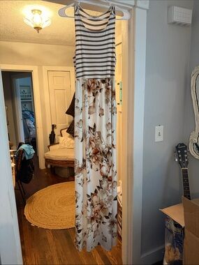 Magnolia Striped Tank Floral lined Maxi Dress with pockets sz S